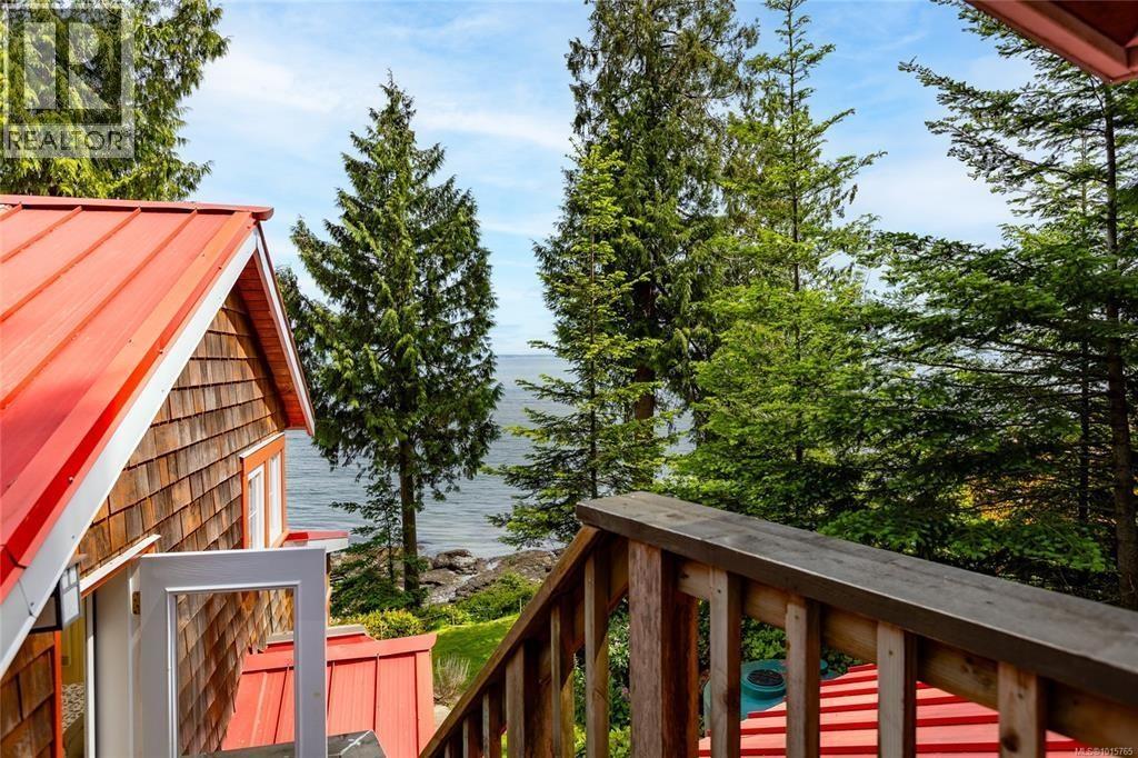 105 Island Park Drive, Other Islands, British Columbia  V0N 1P0 - Photo 34 - R3071326