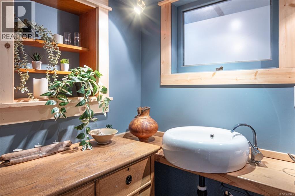 105 Island Park Drive, Other Islands, British Columbia  V0N 1P0 - Photo 27 - R3071326