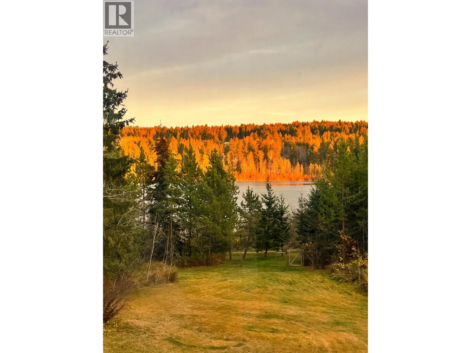 4715 Parker Court, 108 Mile Ranch, British Columbia  V0K 2Z0 - Photo 31 - R3071375