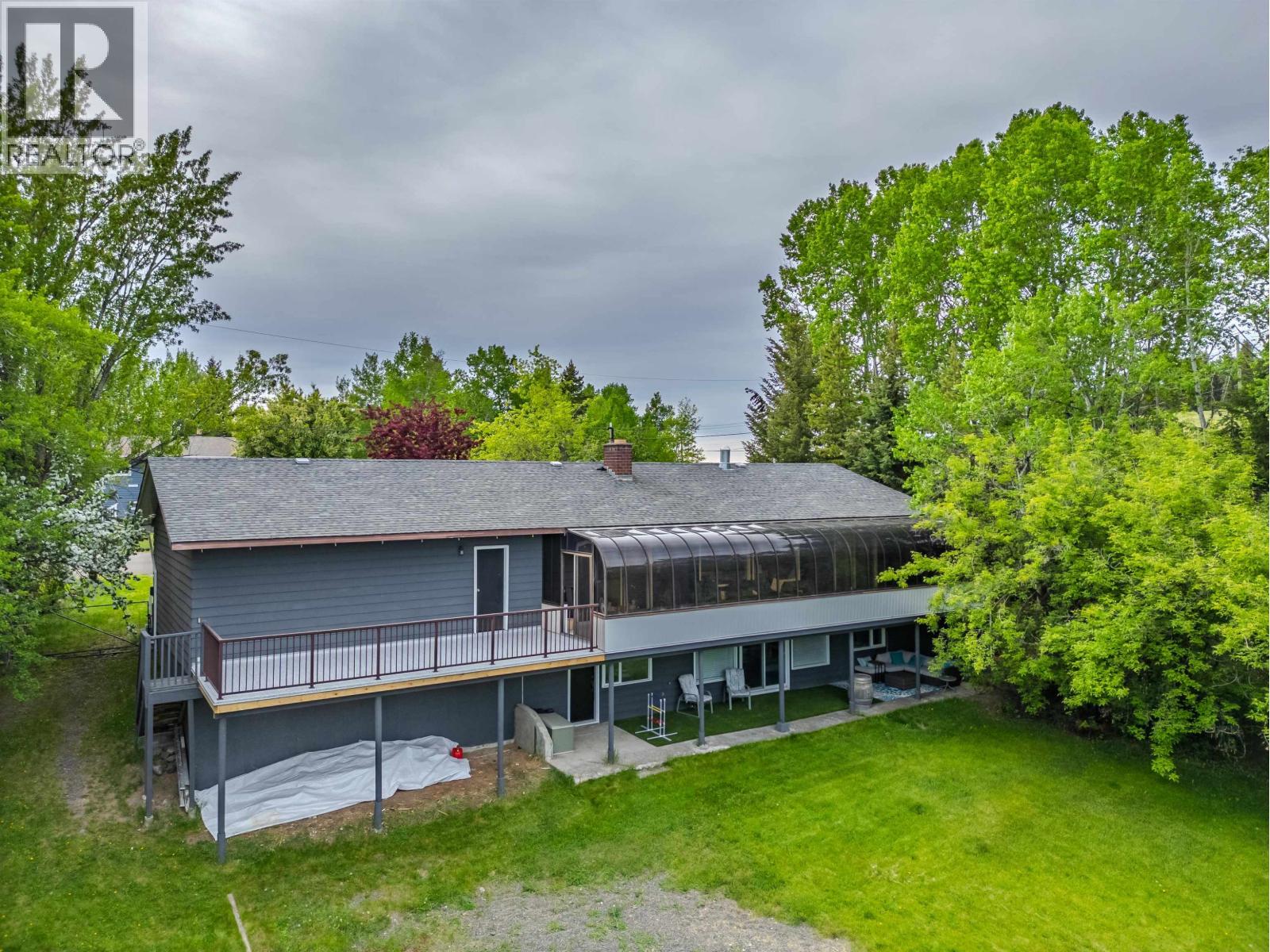 4715 Parker Court, 108 Mile Ranch, British Columbia  V0K 2Z0 - Photo 4 - R3071375