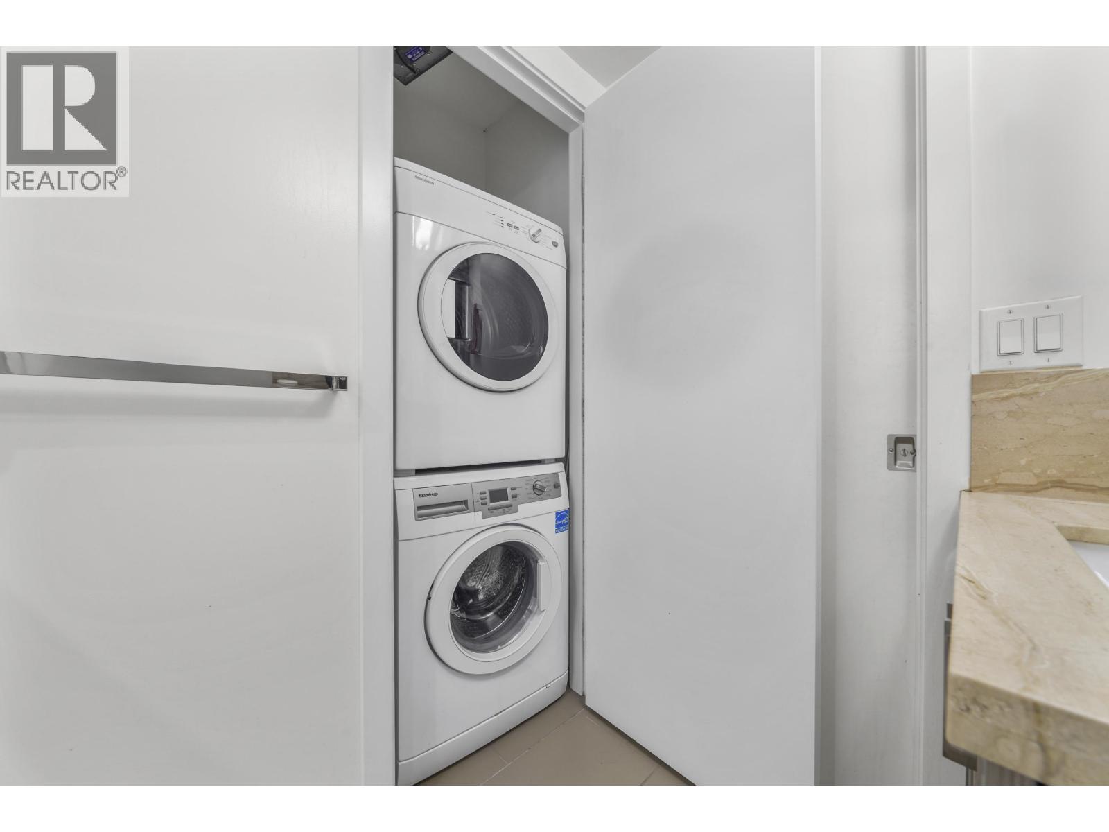 910 5470 Ormidale Street, Vancouver, British Columbia  V5R 0G6 - Photo 19 - R3071327