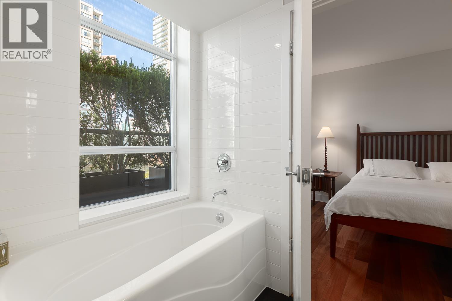 Ph803 988 Richards Street, Vancouver, British Columbia  V6B 8R2 - Photo 21 - R3071341