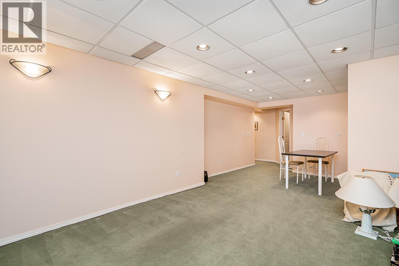 2419 Mariana Place, Coquitlam, British Columbia  V3K 6R3 - Photo 30 - R3071328