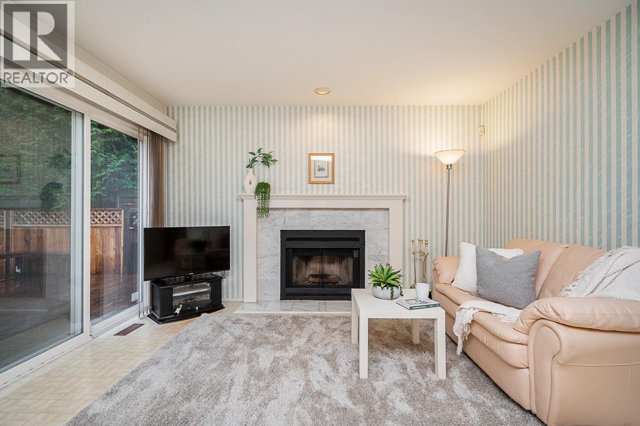 2419 Mariana Place, Coquitlam, British Columbia  V3K 6R3 - Photo 8 - R3071328