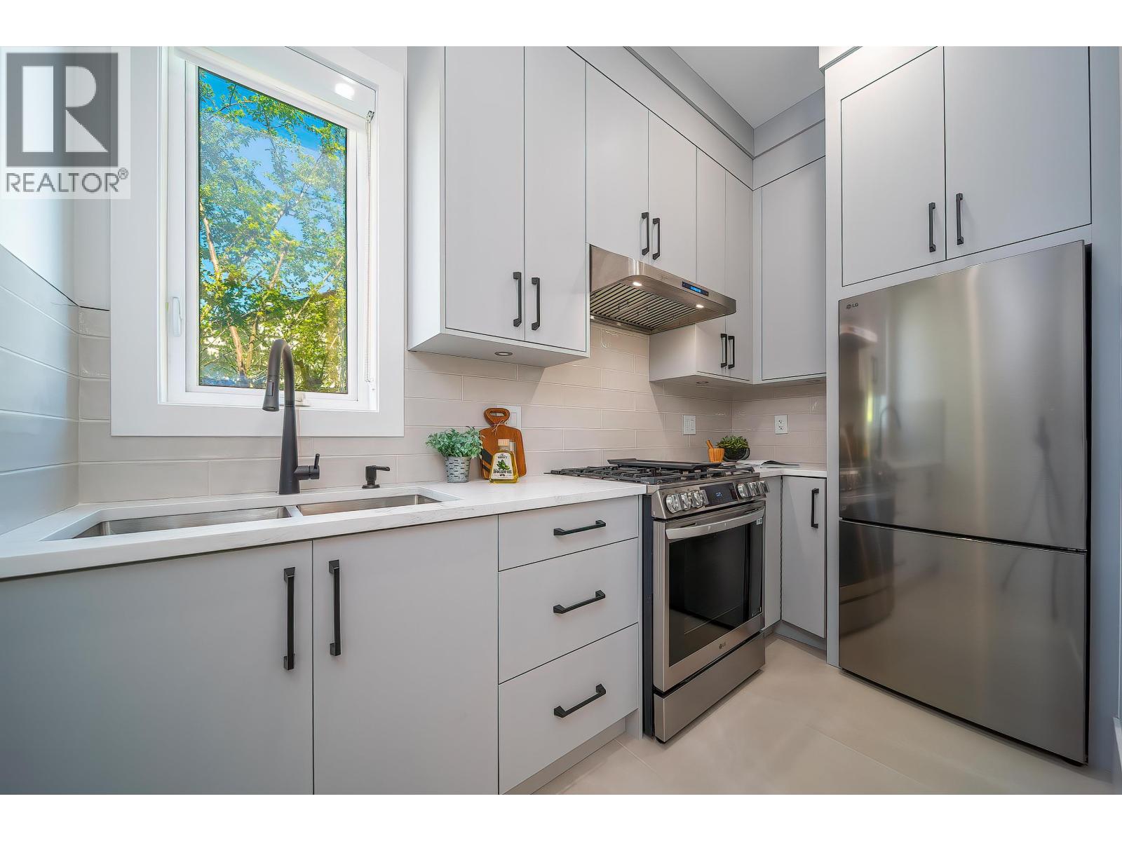 827 Chestnut Street, New Westminster, British Columbia  V3L 4N3 - Photo 21 - R3071334