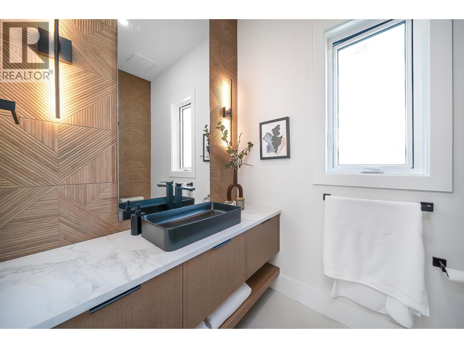 827 Chestnut Street, New Westminster, British Columbia  V3L 4N3 - Photo 24 - R3071334