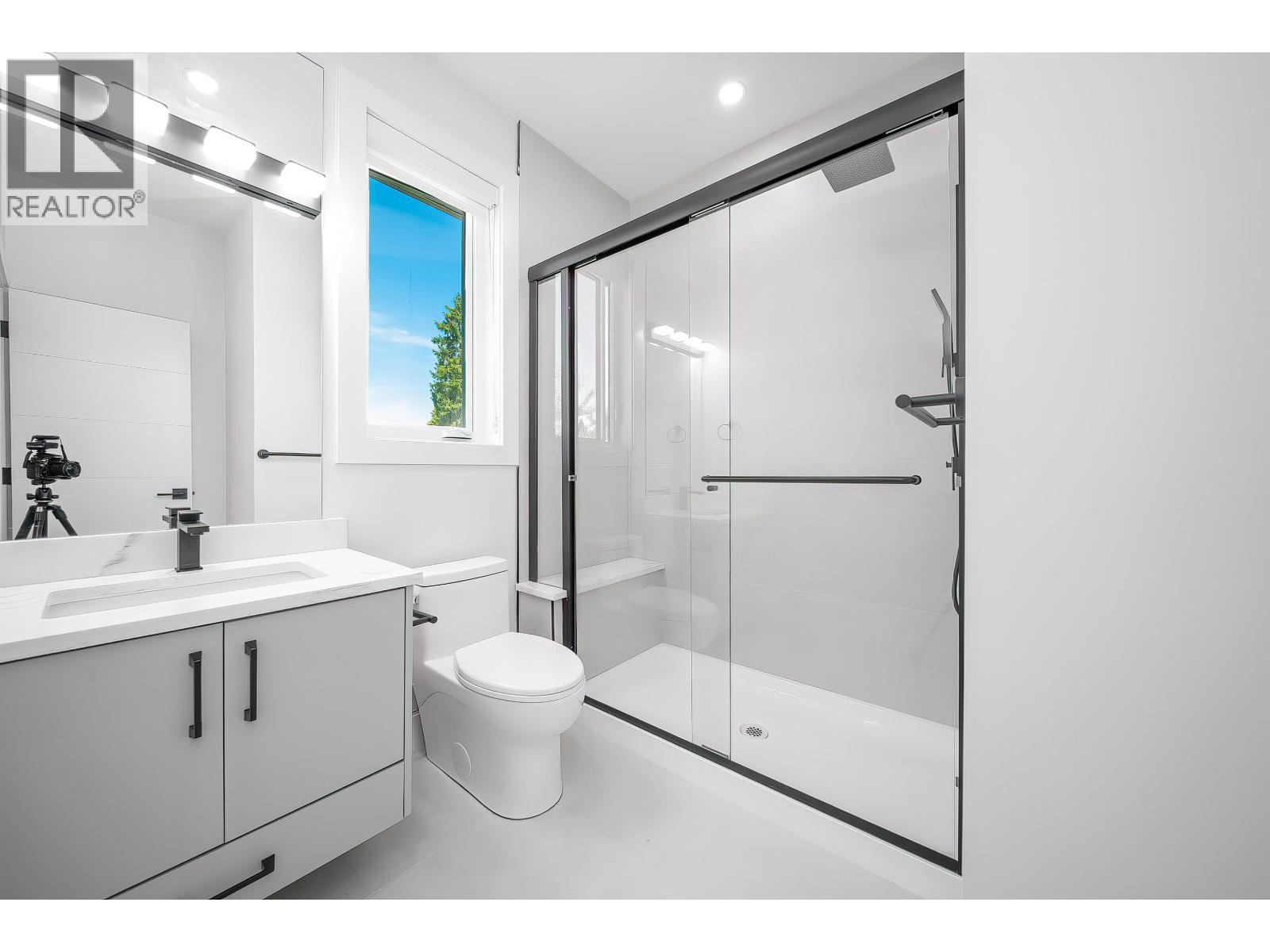 827 Chestnut Street, New Westminster, British Columbia  V3L 4N3 - Photo 30 - R3071334