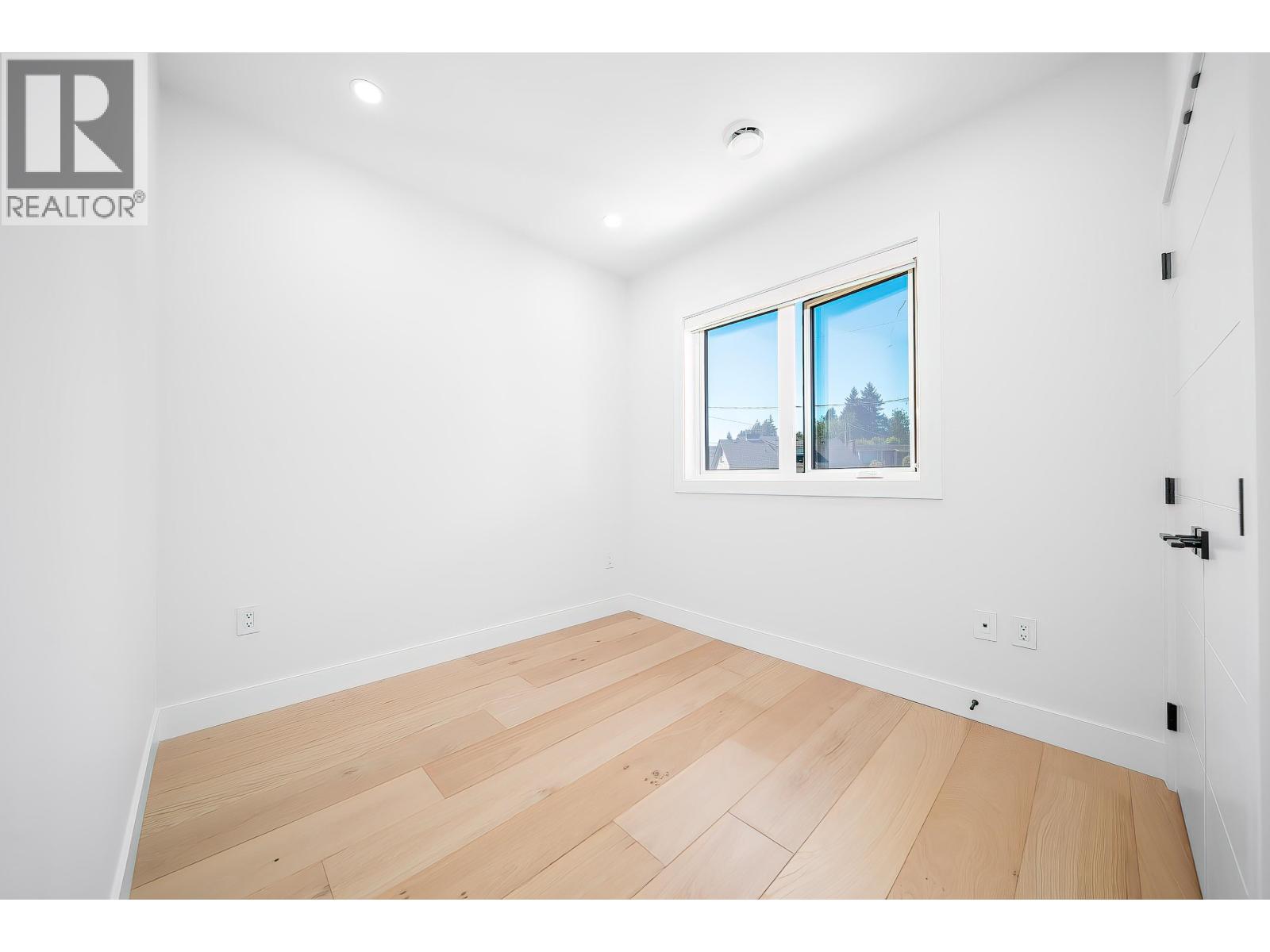 827 Chestnut Street, New Westminster, British Columbia  V3L 4N3 - Photo 32 - R3071334