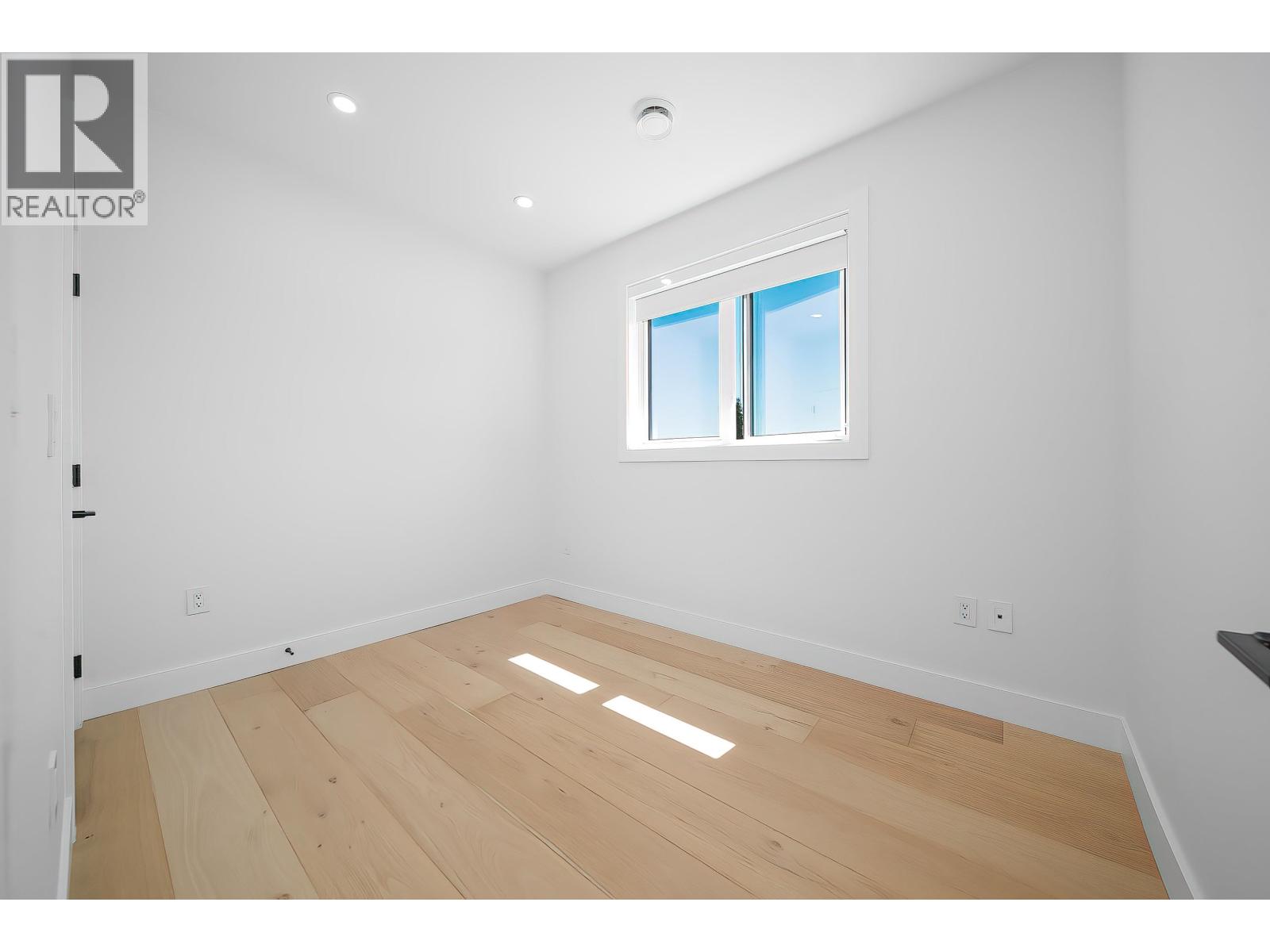 827 Chestnut Street, New Westminster, British Columbia  V3L 4N3 - Photo 33 - R3071334