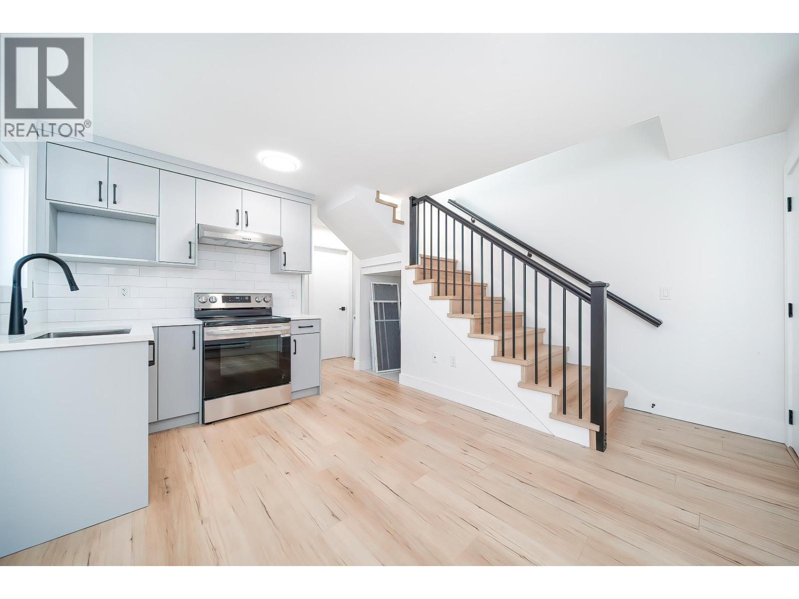 827 Chestnut Street, New Westminster, British Columbia  V3L 4N3 - Photo 38 - R3071334