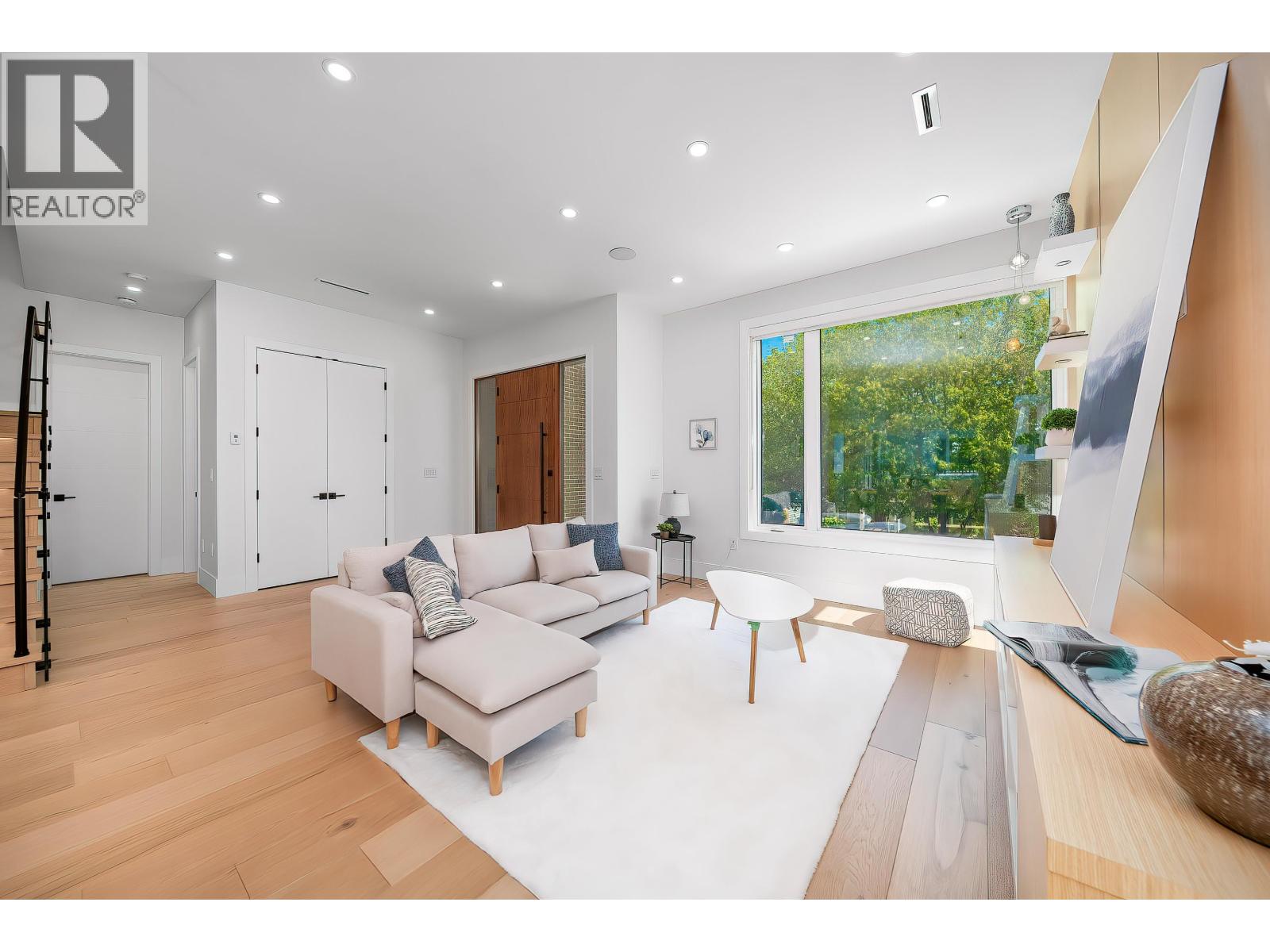 827 Chestnut Street, New Westminster, British Columbia  V3L 4N3 - Photo 9 - R3071334