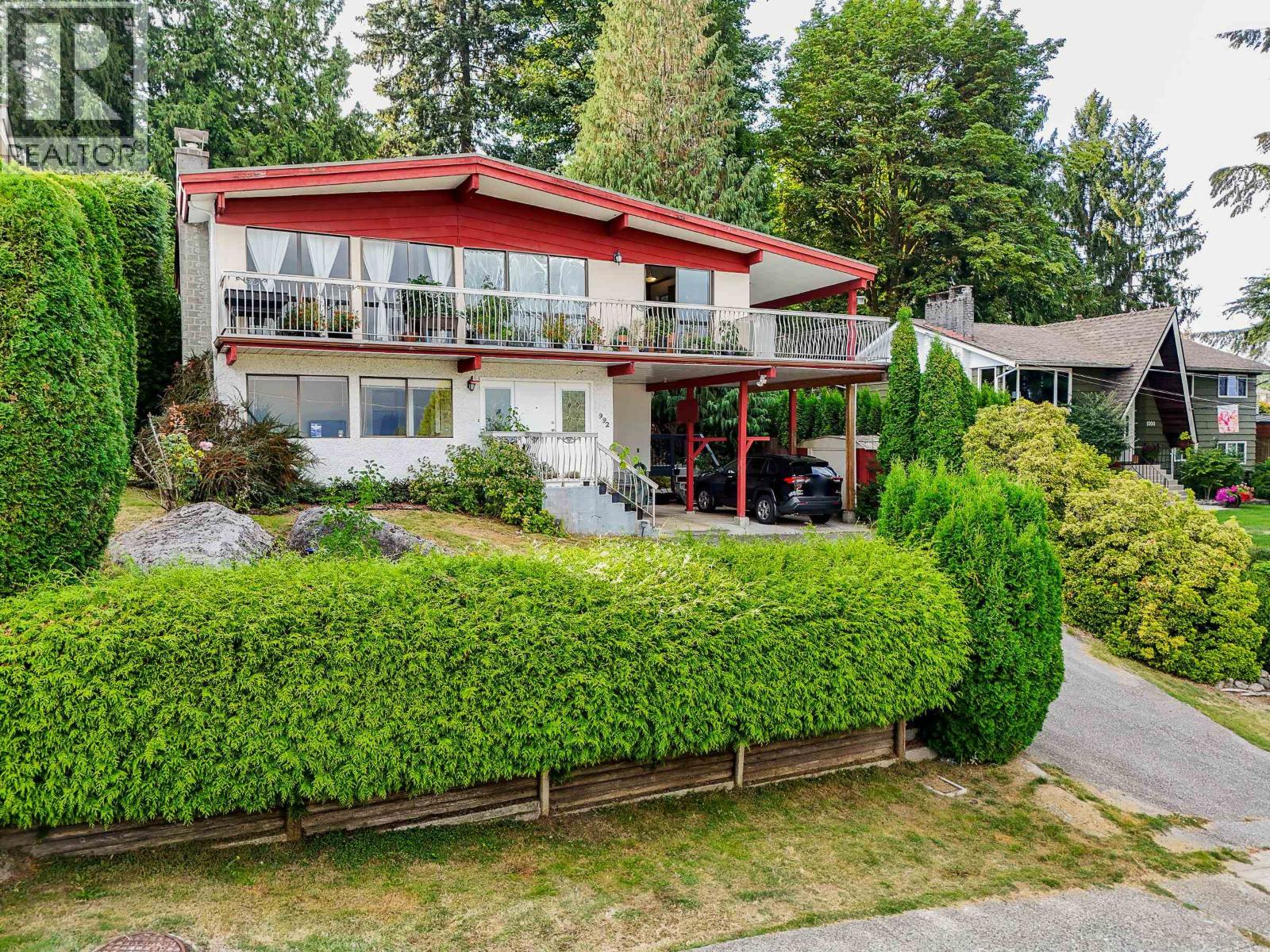 992 SADDLE STREET, Coquitlam, British Columbia