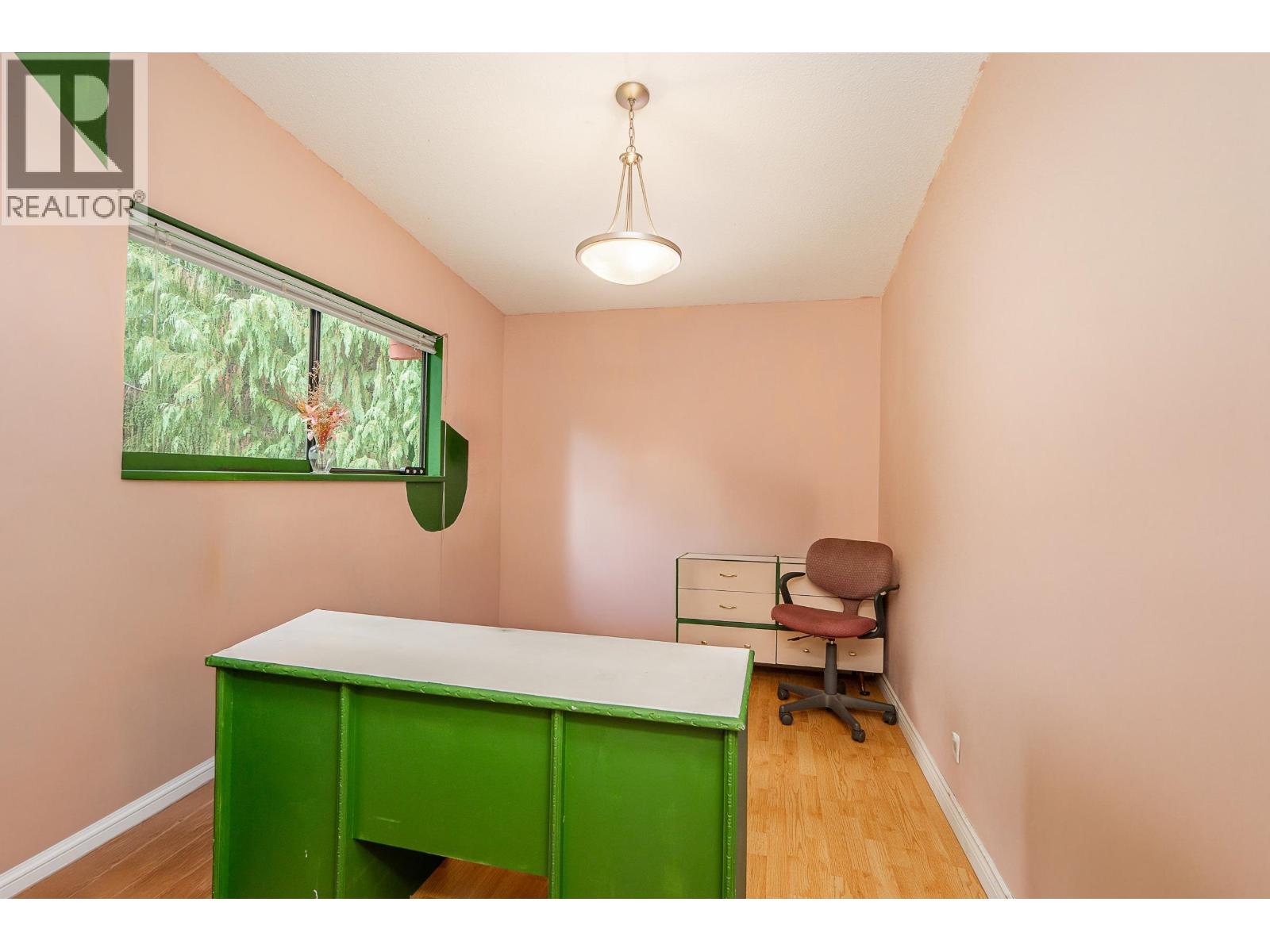 992 Saddle Street, Coquitlam, British Columbia  V3C 3N5 - Photo 16 - R3071339