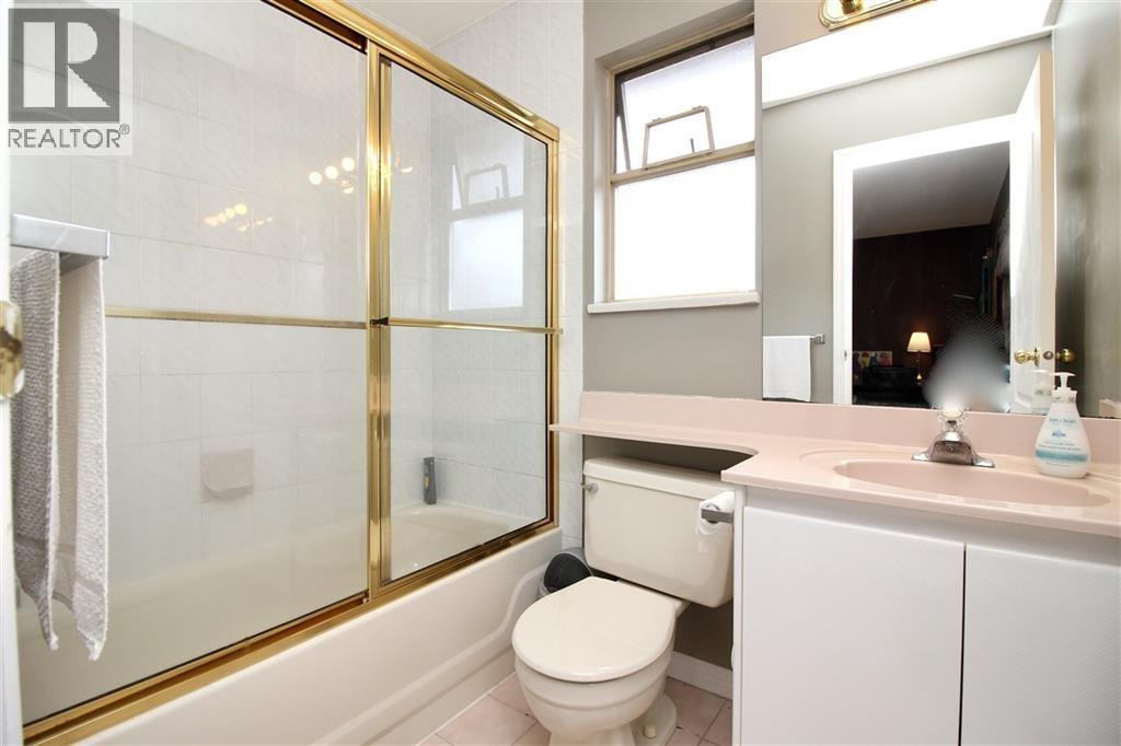 6628 Kitchener Street, Burnaby, British Columbia  V5B 2J6 - Photo 13 - R3071340