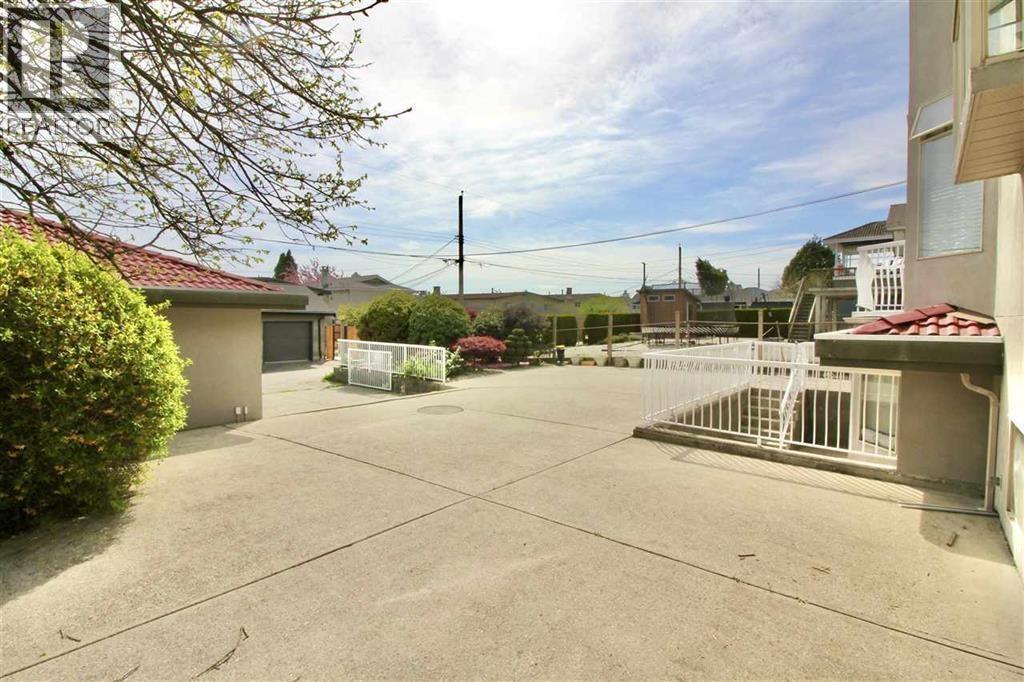 6628 Kitchener Street, Burnaby, British Columbia  V5B 2J6 - Photo 19 - R3071340