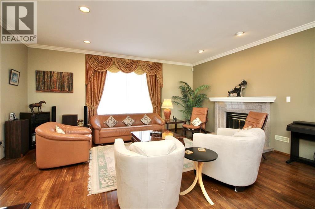 6628 Kitchener Street, Burnaby, British Columbia  V5B 2J6 - Photo 3 - R3071340