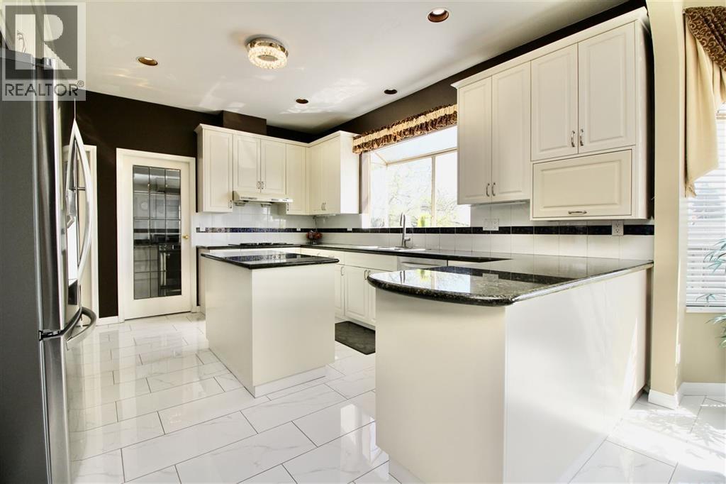 6628 Kitchener Street, Burnaby, British Columbia  V5B 2J6 - Photo 5 - R3071340