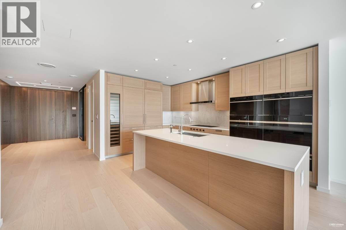 3xx 1327 Bellevue Avenue, West Vancouver, British Columbia  V7S 2P7 - Photo 4 - R3071353