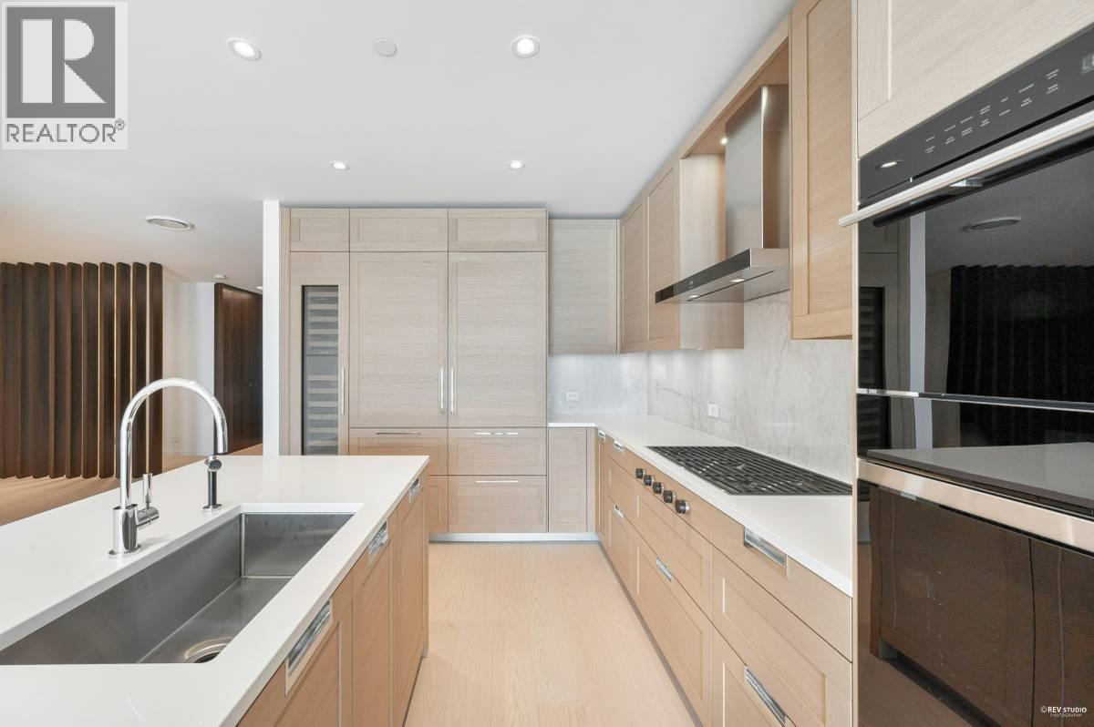 3xx 1327 Bellevue Avenue, West Vancouver, British Columbia  V7S 2P7 - Photo 5 - R3071353