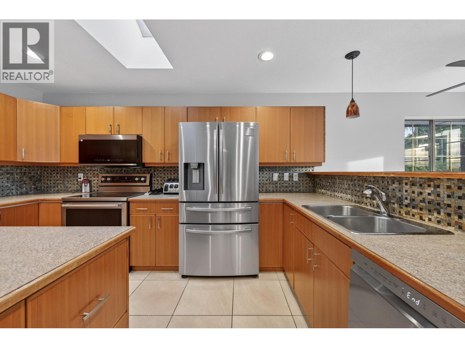 21105 River Road, Maple Ridge, British Columbia  V2X 2A1 - Photo 25 - R3071289