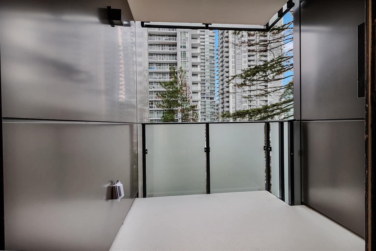 701 10333 133 Street, Surrey, British Columbia  V3T 0V1 - Photo 19 - R3071354