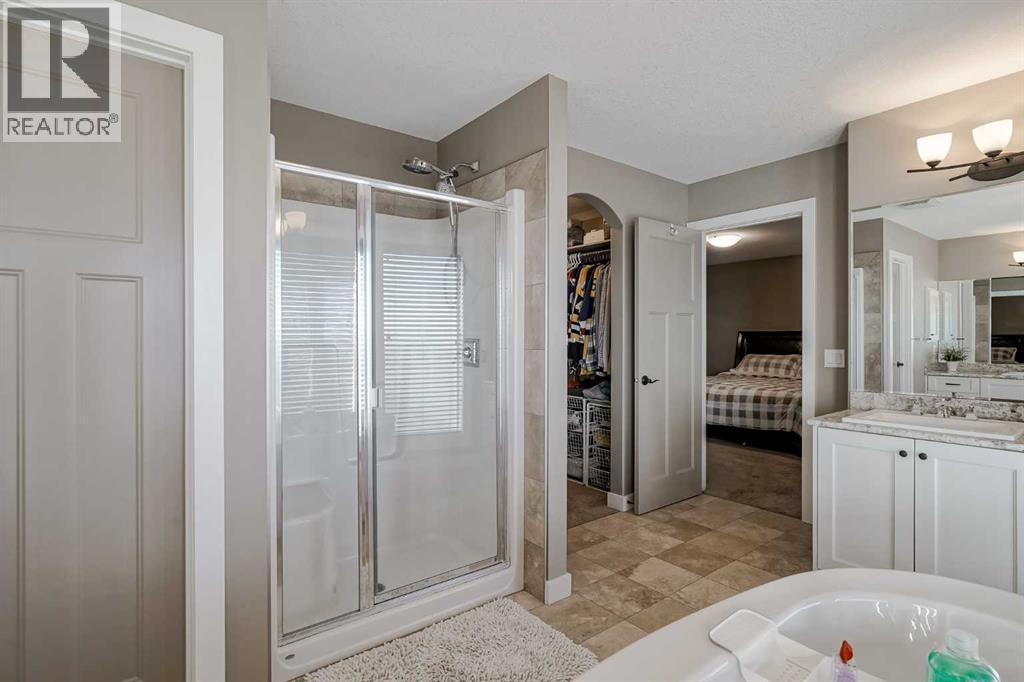 60 Sheep River Heights, Okotoks, Alberta  T1S 2A1 - Photo 29 - A2266508