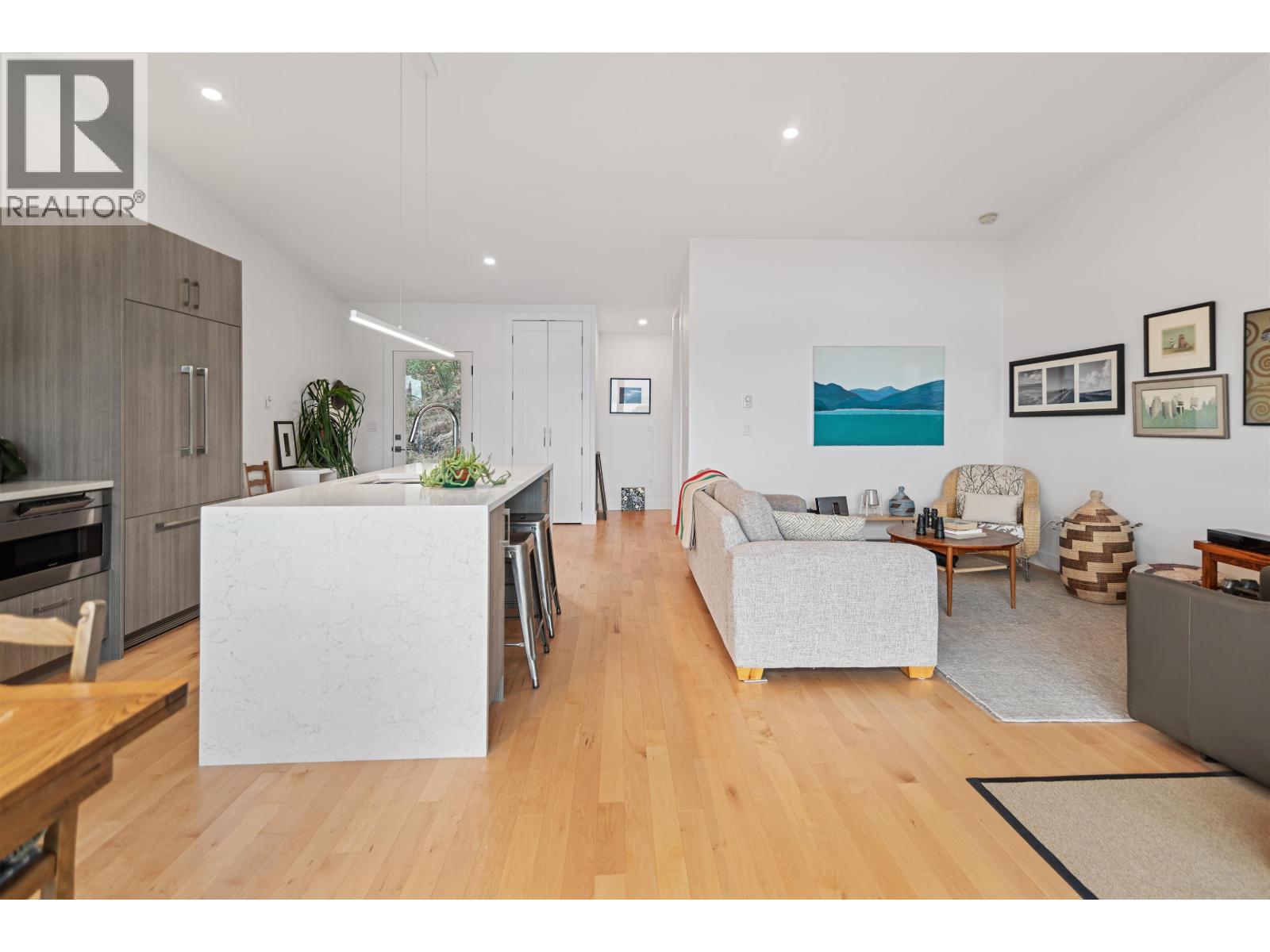 1829 North Road, Gibsons, British Columbia  V0N 1V1 - Photo 10 - R3071344