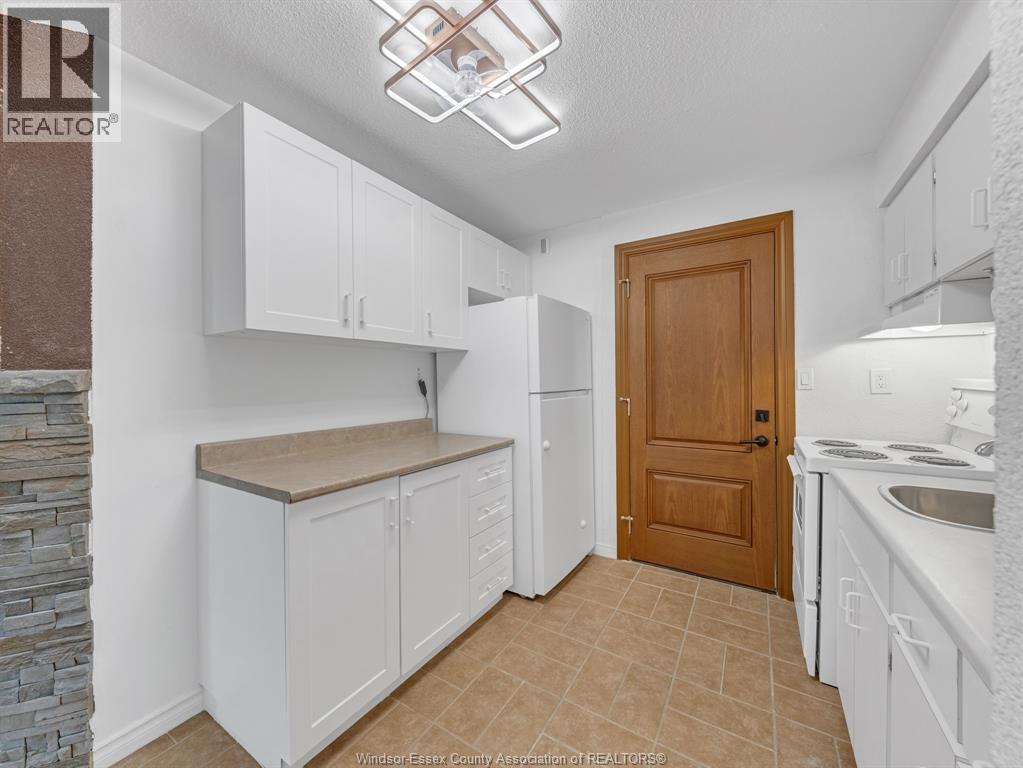 3514,3540-3542 Walker Road, Windsor, Ontario  N8W 3S4 - Photo 34 - 25002045