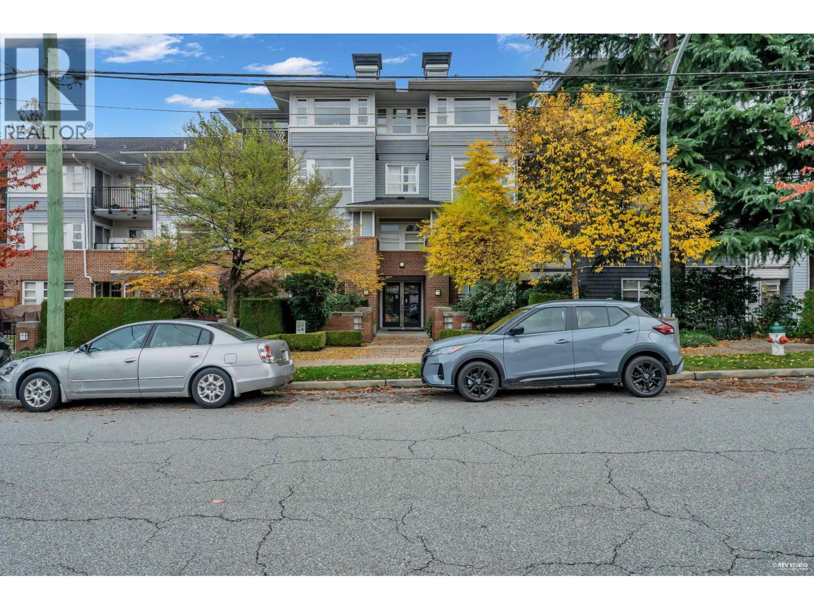 302 6508 Denbigh Avenue, Burnaby, British Columbia  V5H 4W6 - Photo 3 - R3064024