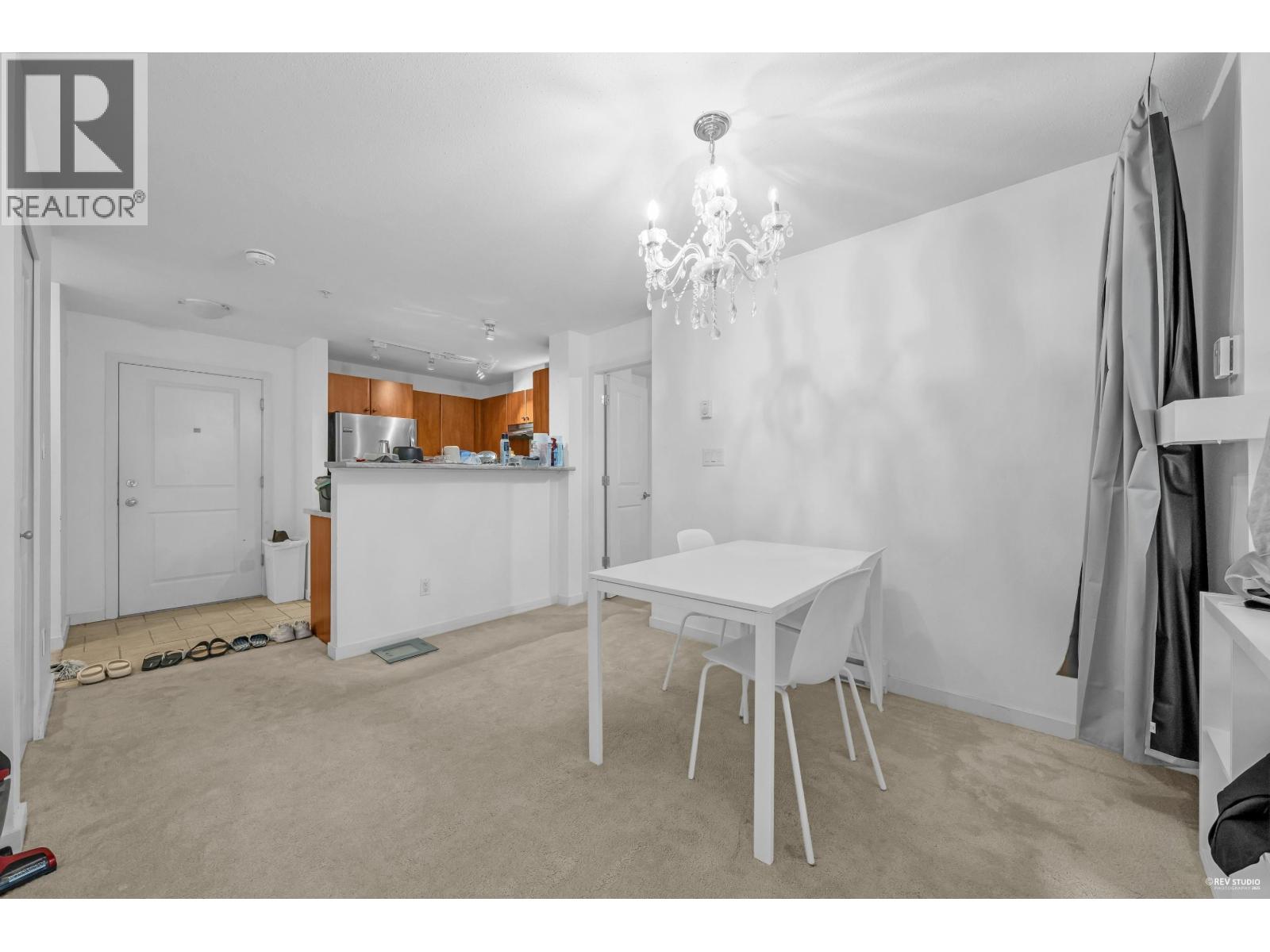 302 6508 Denbigh Avenue, Burnaby, British Columbia  V5H 4W6 - Photo 16 - R3064024