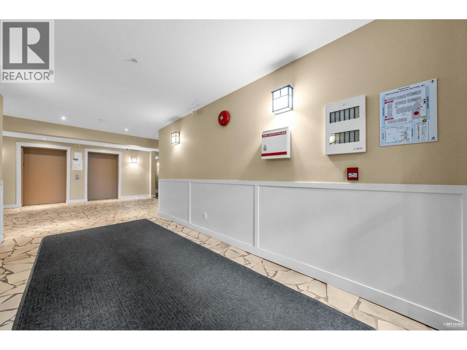 302 6508 Denbigh Avenue, Burnaby, British Columbia  V5H 4W6 - Photo 6 - R3064024