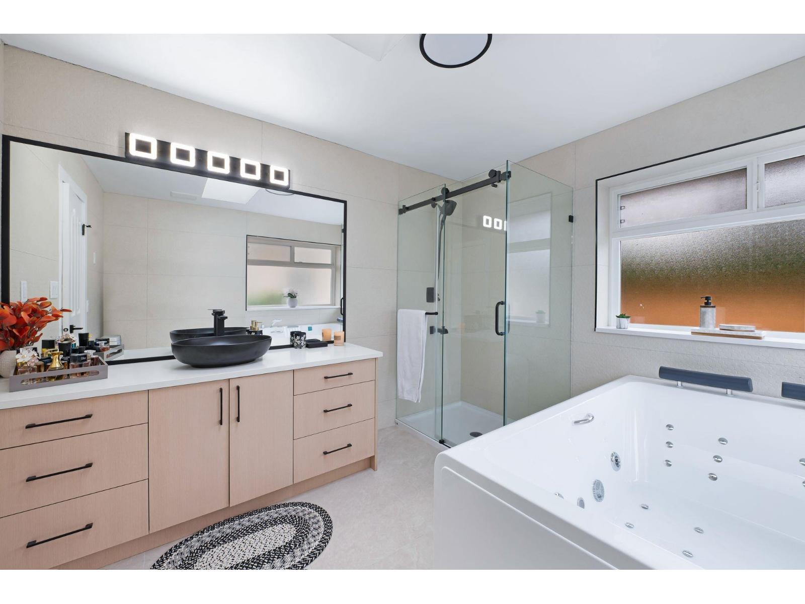 15435 Killarney Place, Surrey, British Columbia  V3S 7G9 - Photo 14 - R3070938