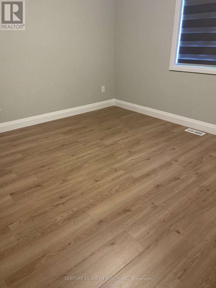 58 Cash Crescent, Ingersoll, Ontario  N5C 0E2 - Photo 14 - X12583792