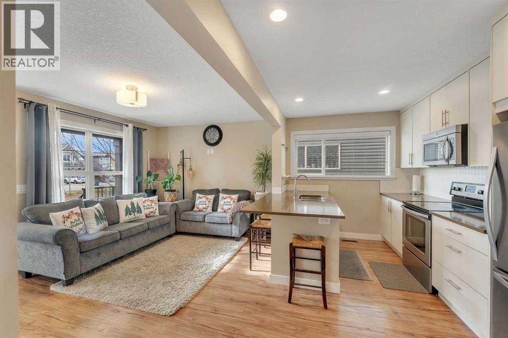 201, 50 Belgian Lane, Cochrane, Alberta  T4C 0Y5 - Photo 7 - A2273464