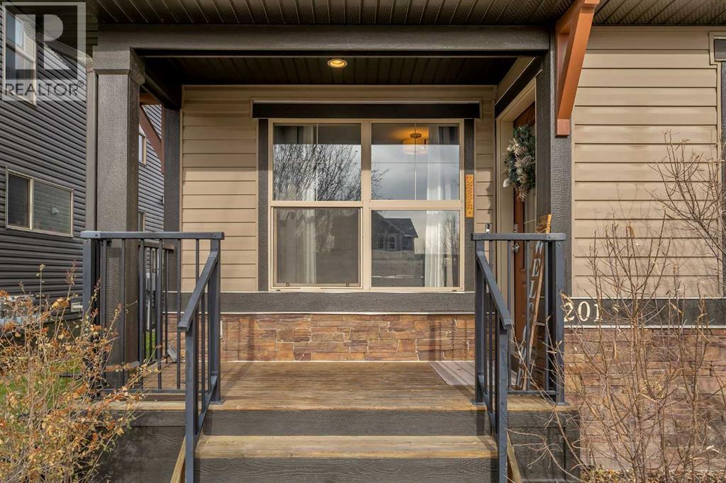 201, 50 Belgian Lane, Cochrane, Alberta  T4C 0Y5 - Photo 3 - A2273464