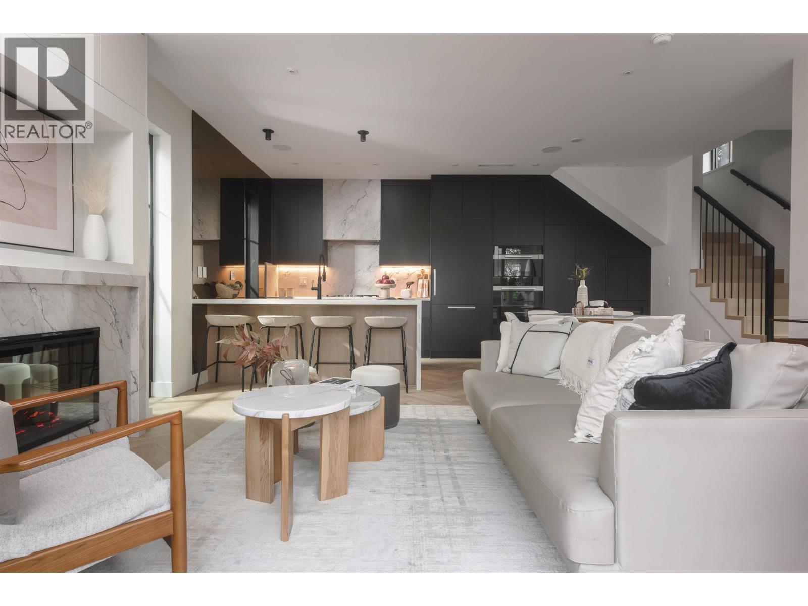 1 240 E 37th Avenue, Vancouver, British Columbia  V5W 1E6 - Photo 4 - R3071381