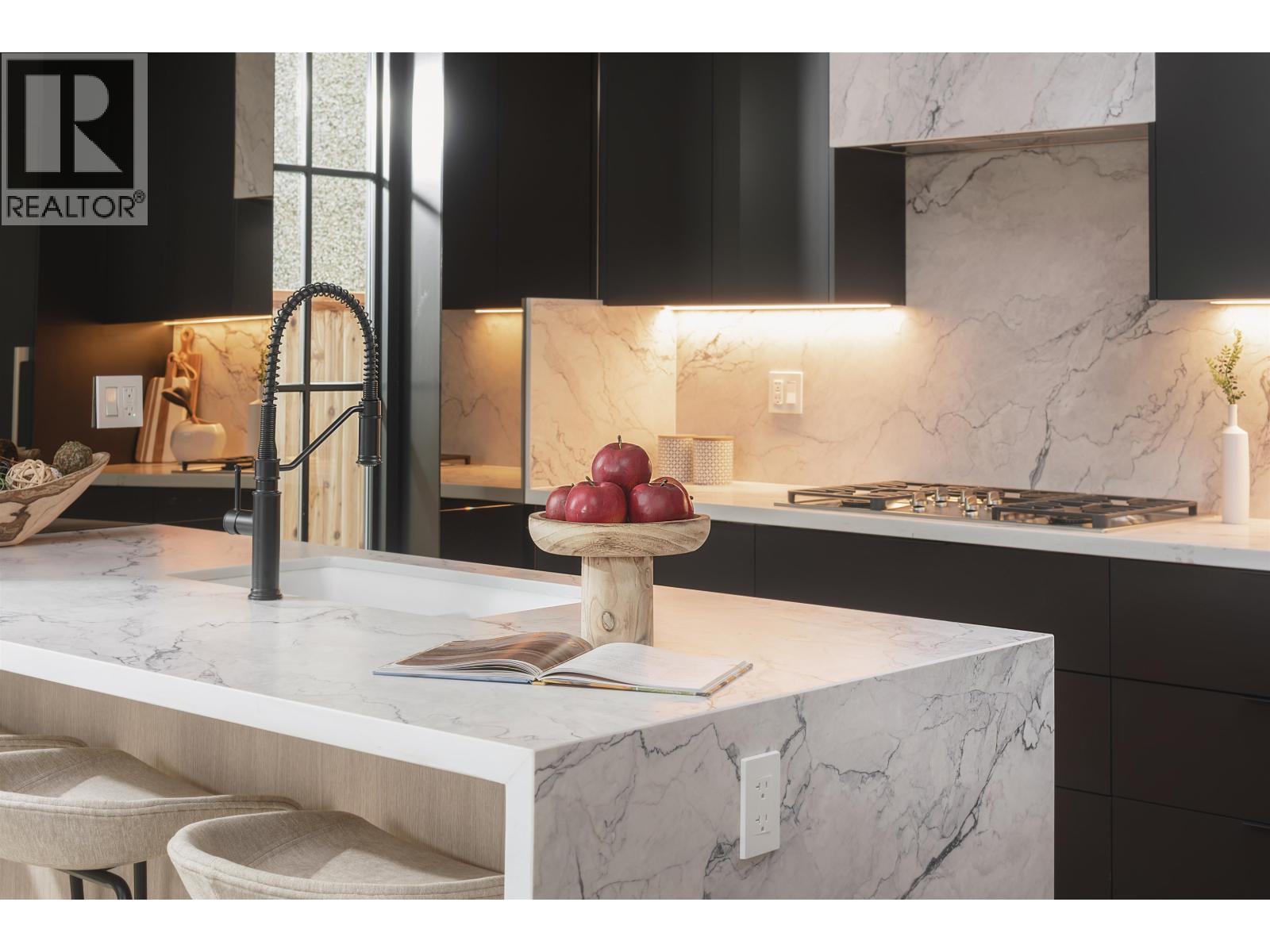 1 240 E 37th Avenue, Vancouver, British Columbia  V5W 1E6 - Photo 5 - R3071381