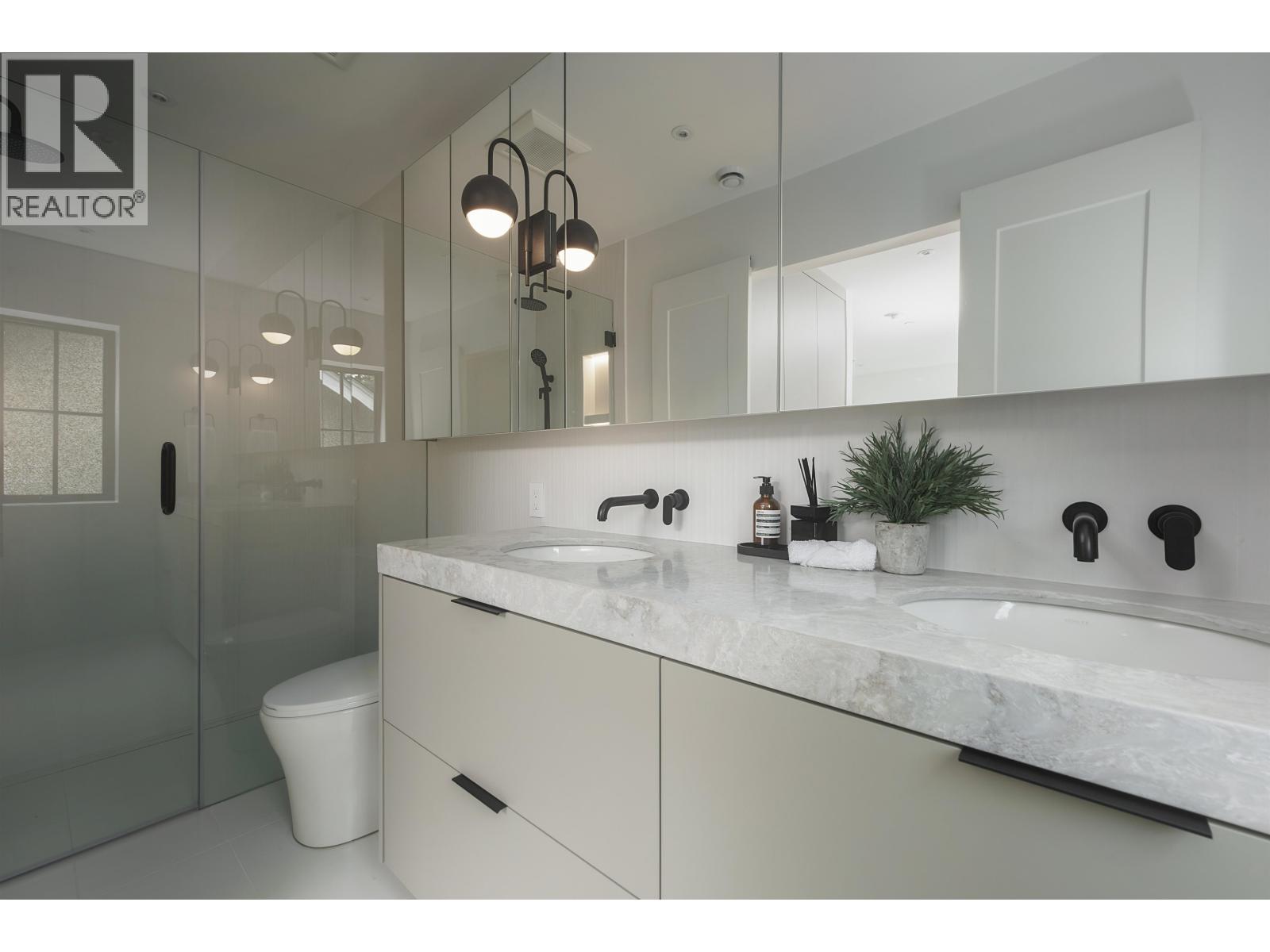 2 240 E 37th Avenue, Vancouver, British Columbia V5W 1E6 - Photo 19 - R3071383