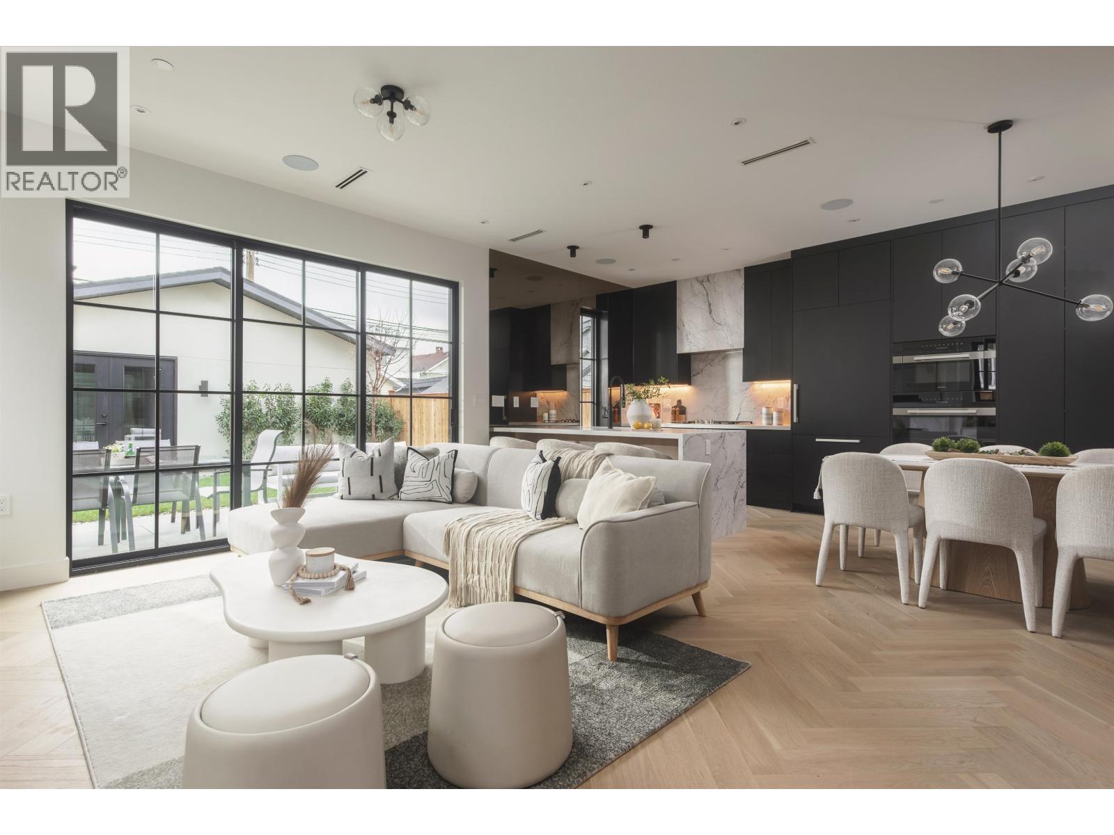 2 240 E 37th Avenue, Vancouver, British Columbia V5W 1E6 - Photo 6 - R3071383