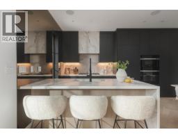 2 240 E 37th Avenue, Vancouver, Ca