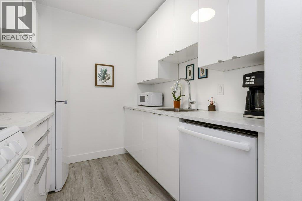 301 29 Nanaimo Street, Vancouver, British Columbia  V5L 4Z6 - Photo 13 - R3071387