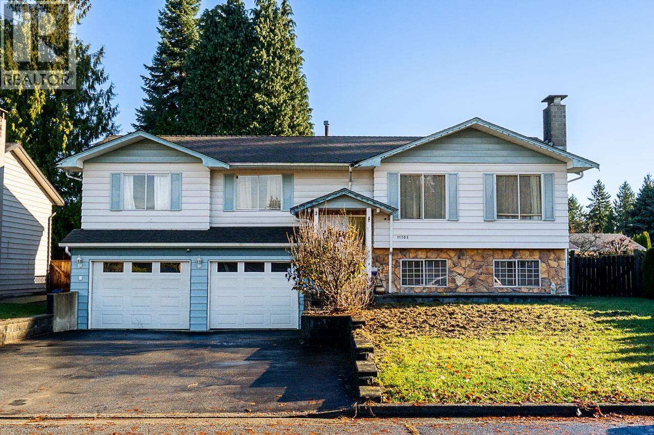 11708 Fraserview Street, Maple Ridge, British Columbia  V2X 8A8 - Photo 1 - R3071372