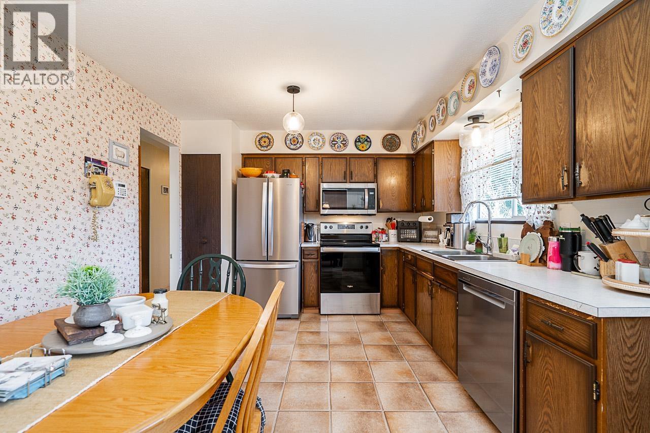 11708 Fraserview Street, Maple Ridge, British Columbia  V2X 8A8 - Photo 12 - R3071372