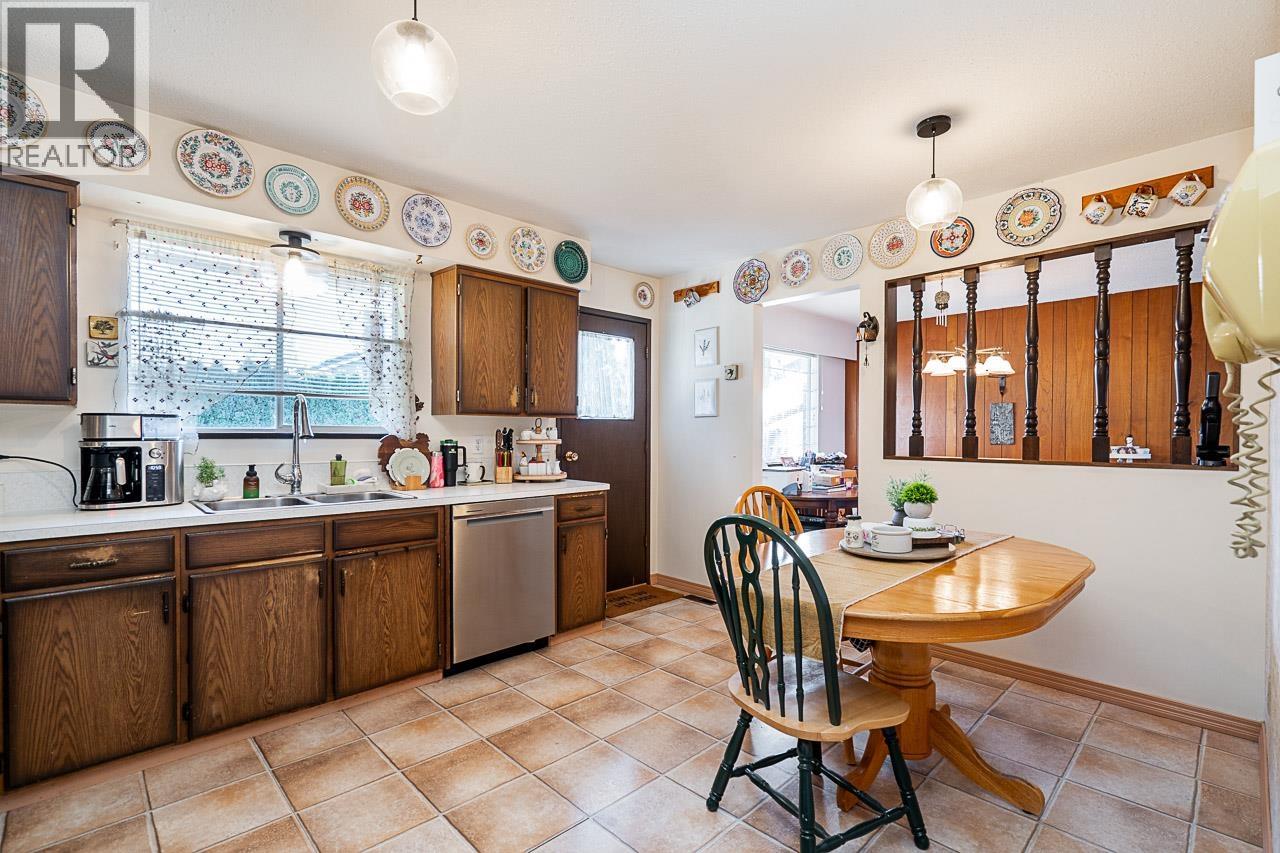 11708 Fraserview Street, Maple Ridge, British Columbia  V2X 8A8 - Photo 14 - R3071372