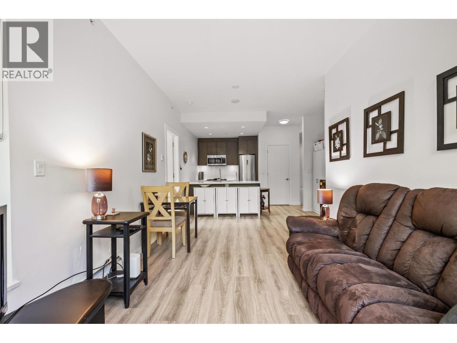 006 9060 University Crescent, Burnaby, British Columbia  V5A 0E1 - Photo 13 - R3041976