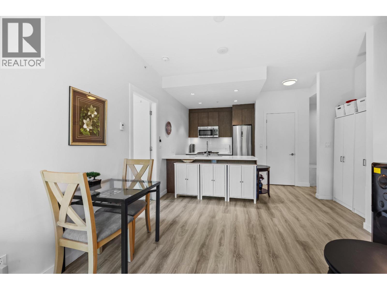 006 9060 University Crescent, Burnaby, British Columbia  V5A 0E1 - Photo 14 - R3041976