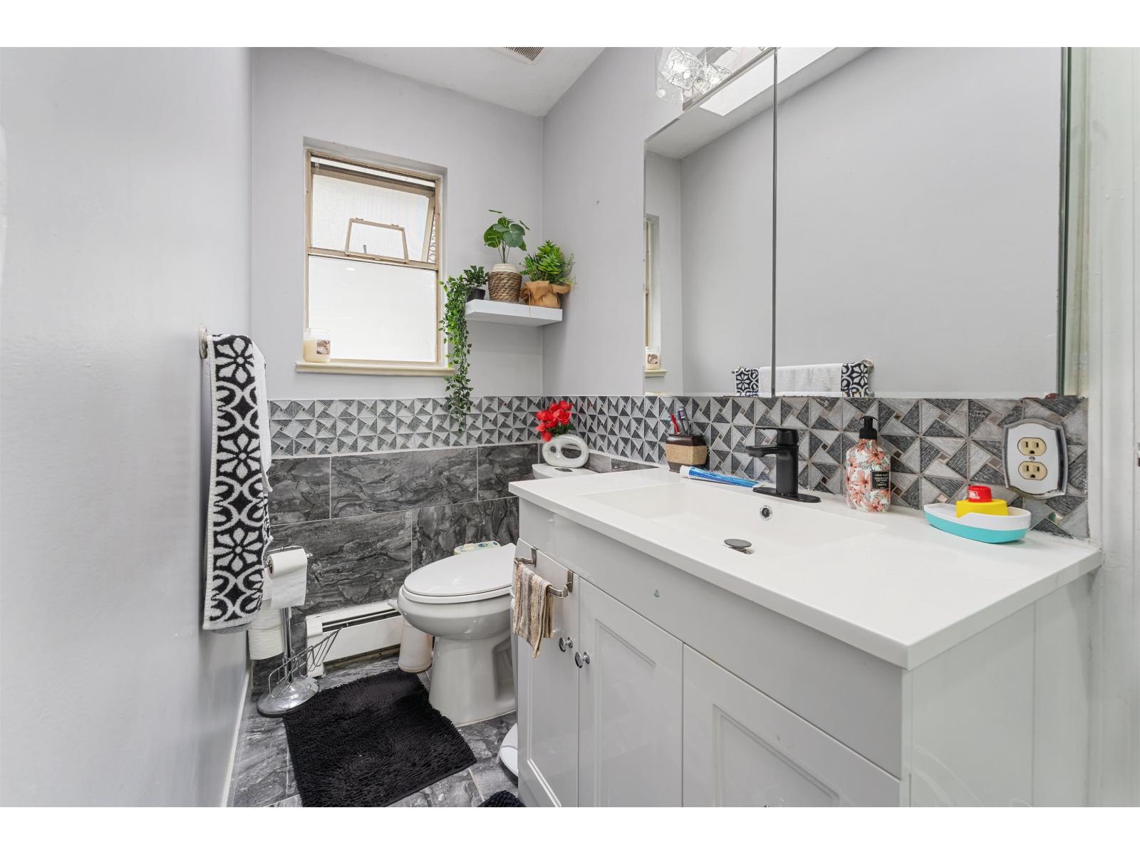 13166 73 Avenue, Surrey, British Columbia  V3W 0J1 - Photo 21 - R3071361