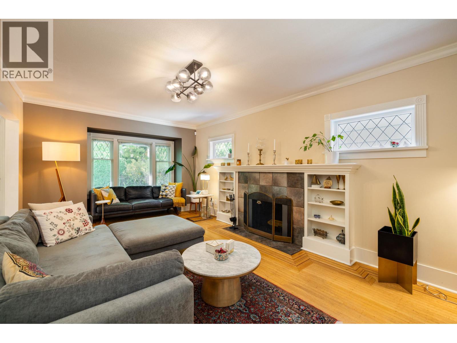 4343 11th Avenue, Vancouver, British Columbia  V6R 2L9 - Photo 6 - R3071306