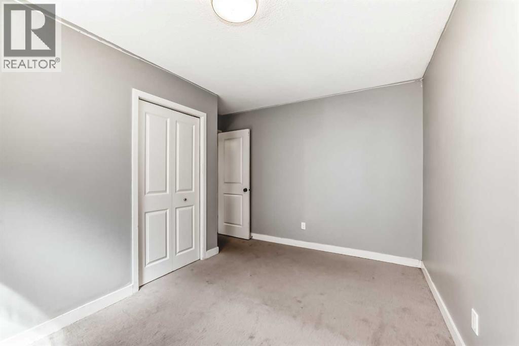 52 Martinglen Place Ne, Calgary, Alberta  T3J 3J1 - Photo 24 - A2256502