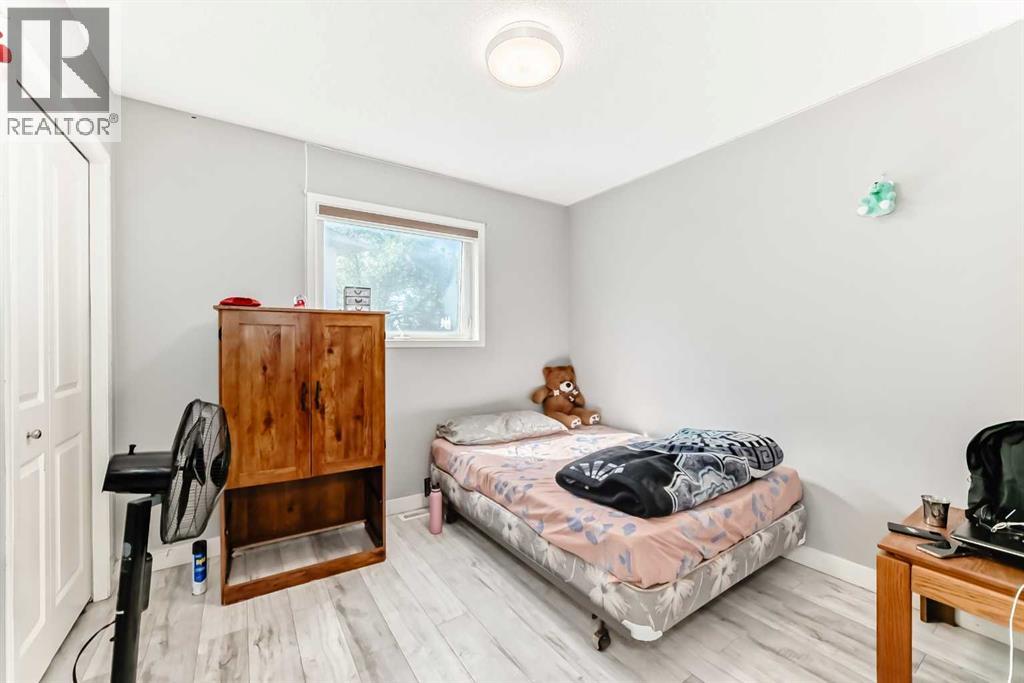 52 Martinglen Place Ne, Calgary, Alberta  T3J 3J1 - Photo 19 - A2256502